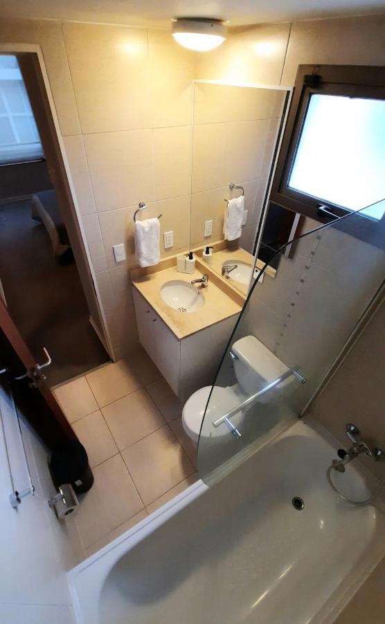 Comodo Y Moderno Apartamento En Las Condes 2dorm, 2banos, Open-kitchen * Santiago de Chile