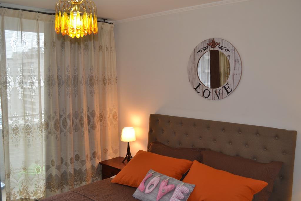 Departamento En Centro * Santiago