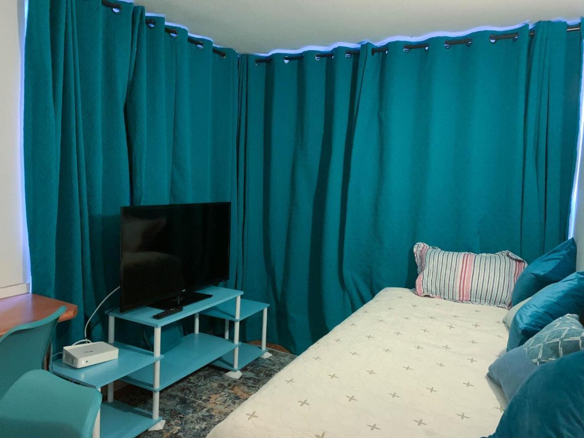 Depto Metro Santa Ana 6 Apartamento