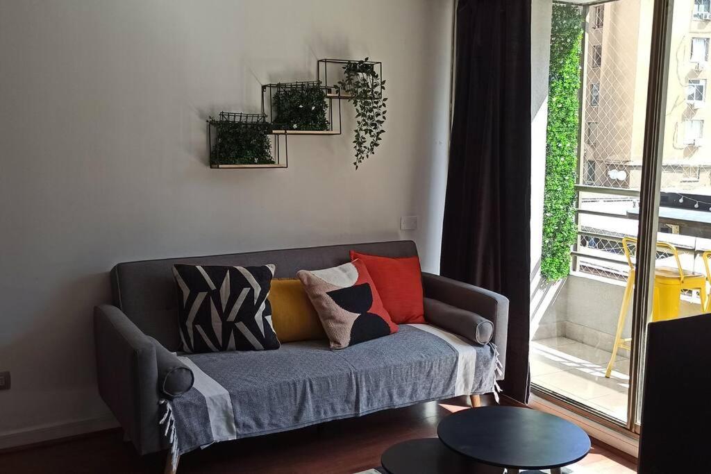 En El Corazon Del Barrio Providencia, Tranquilo Y Confortable Departamento Apartamento *