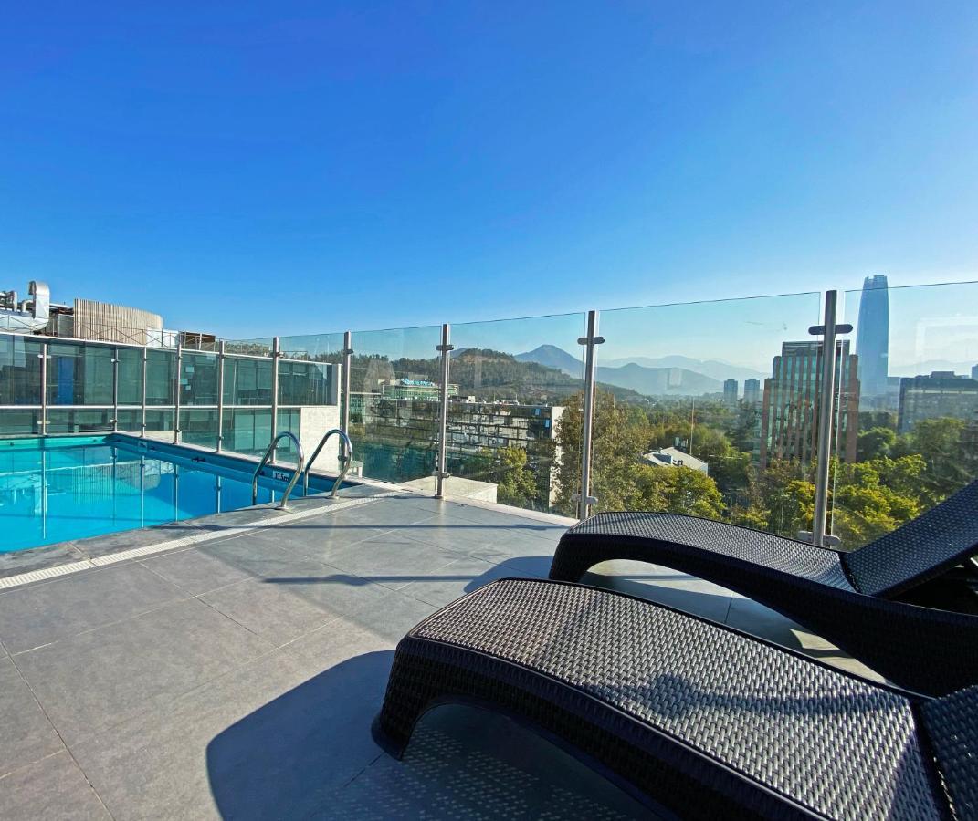 Hub Providencia 4*