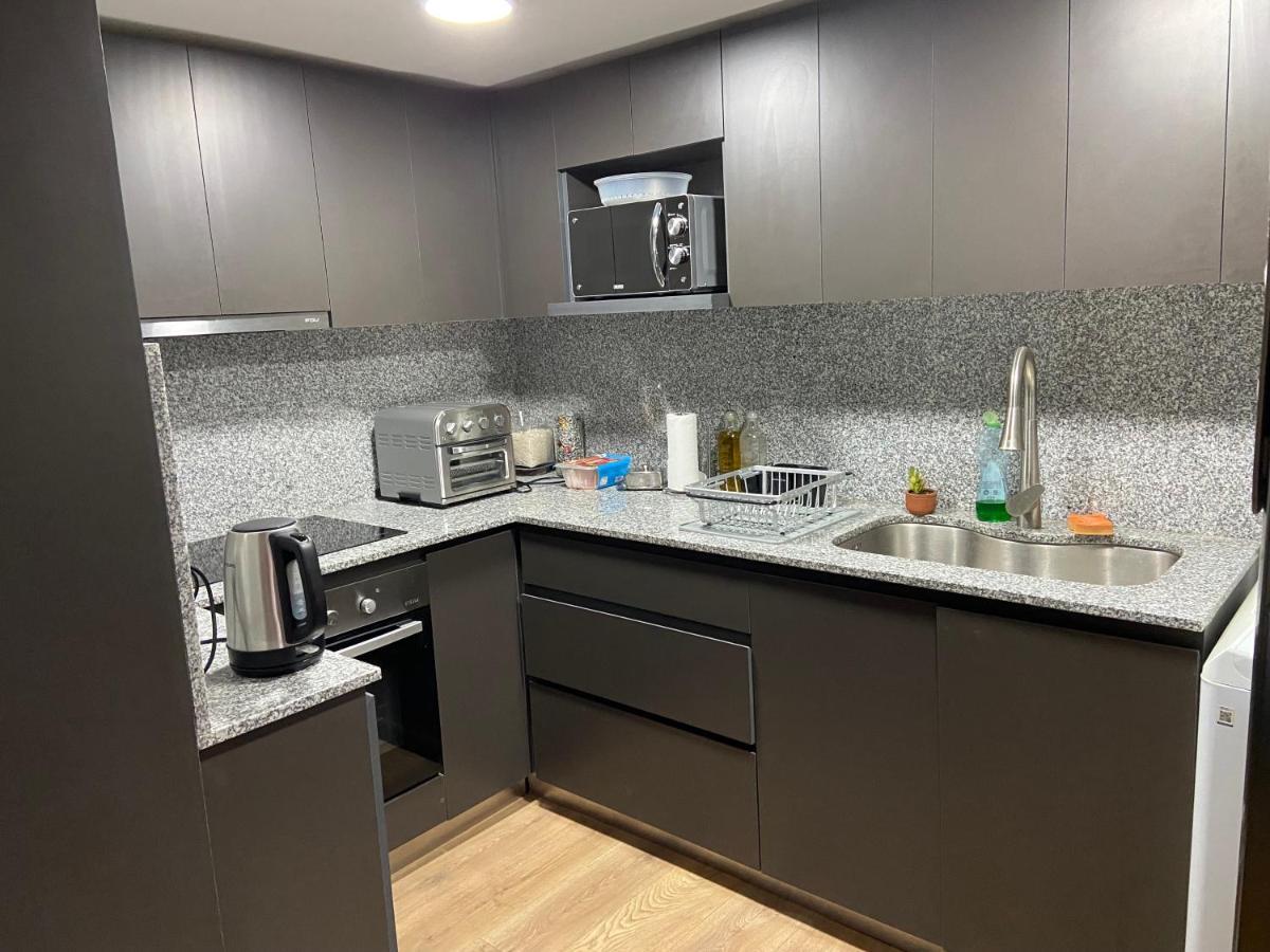 Apartamento Santiago, Vitacura, Amplio Departamento