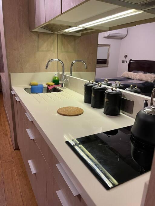 Estudio En Condes Apartamento *