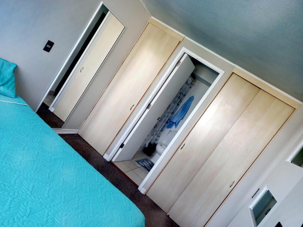 Lindo Departamento Estacion Central) *