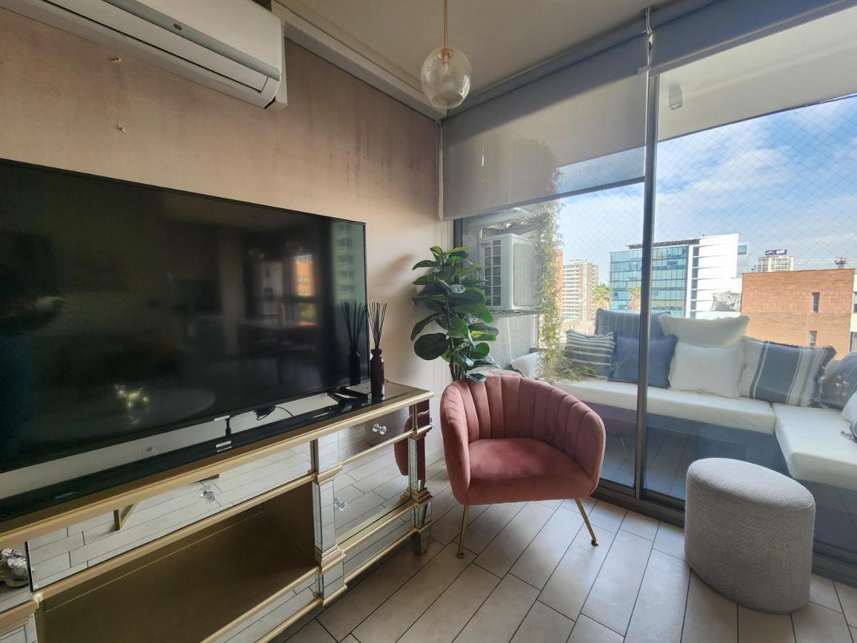 Stylish Art 2b W/wifi, Smart Tv & Parking Santiago
