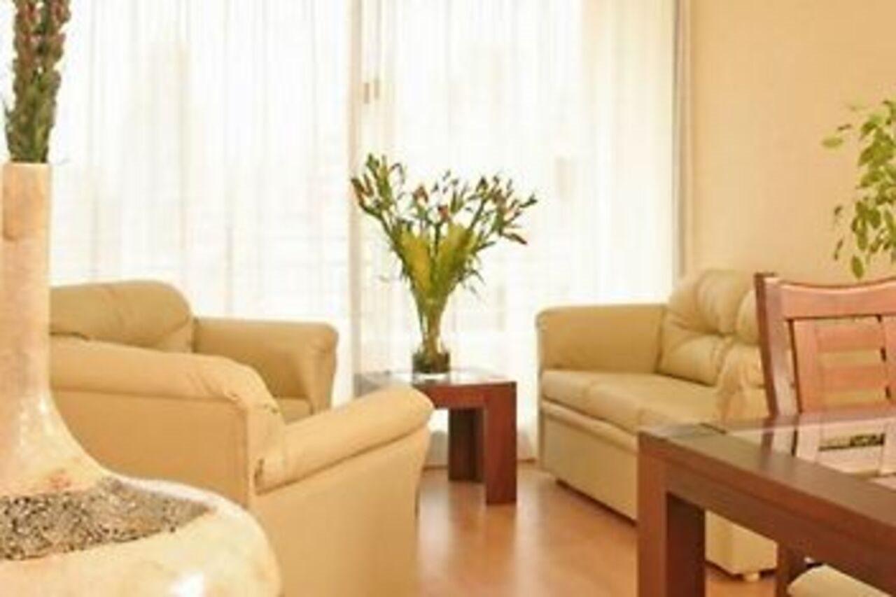 Versalles Apartahotel 4*