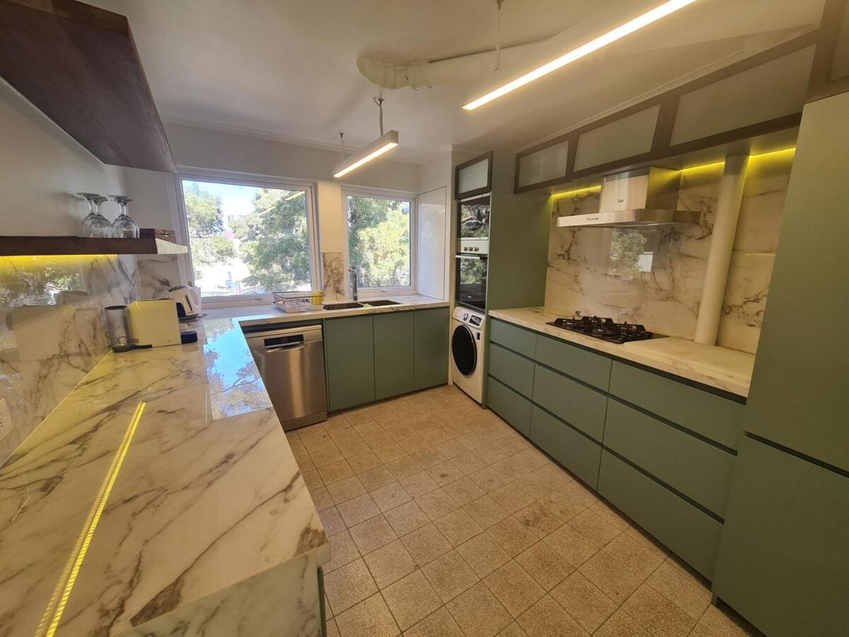 Oceana Lastarria, En Cerro Santa Lucia Apartamento