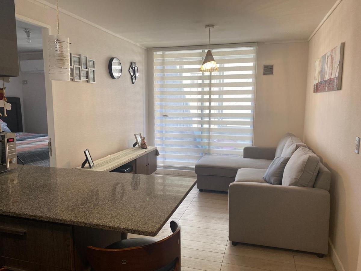 Hermosos Departamentos Con Estacionamiento Gratuito, Full Equipados A Pasos Del Metro Apartamento Santiago de Chile