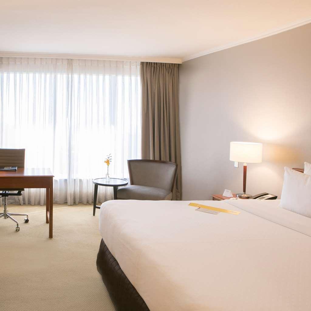 Crowne Plaza