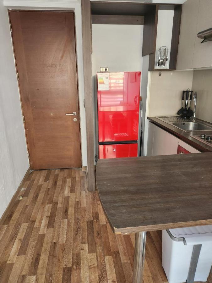 Gamero A Pasos De Metro Hospitales Apartment