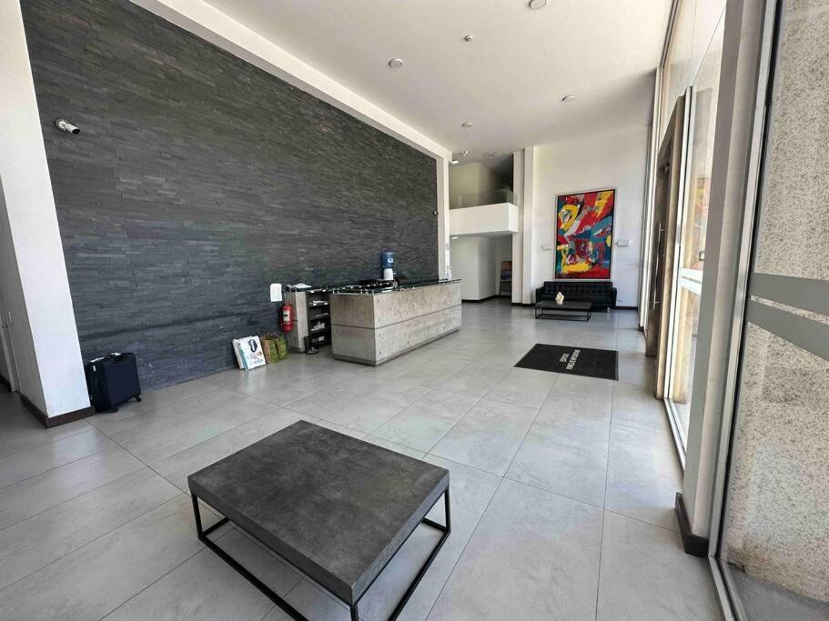 Depto/2p/business Trip/equipado. Apartment
