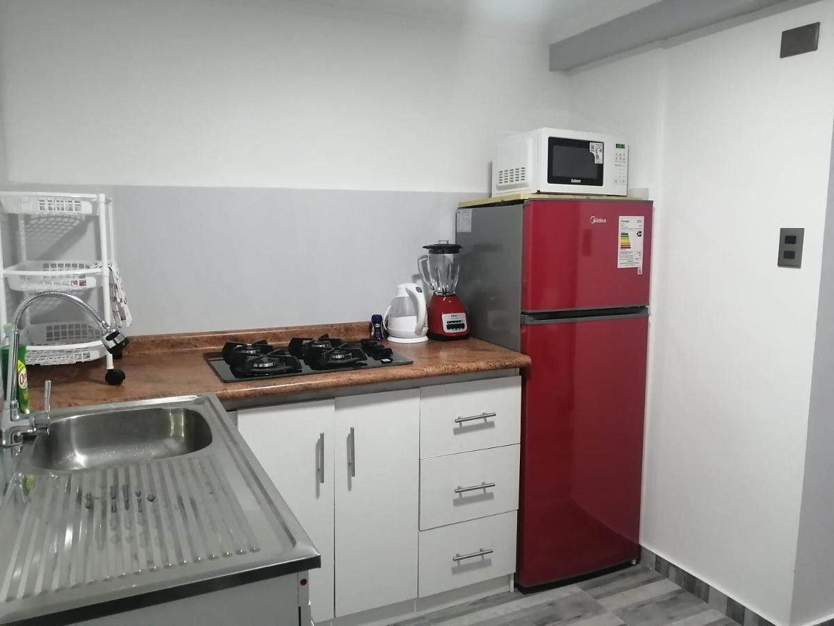 Casa Entera Con Estacionamiento *