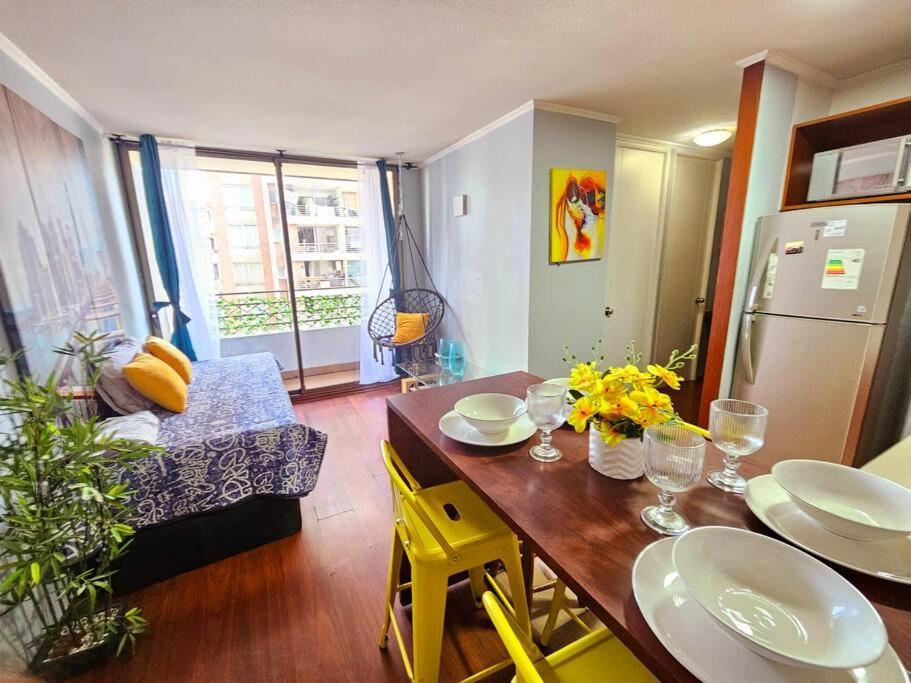 Apartamento 2 Dormitorios Metro La Moneda Santiago de Chile