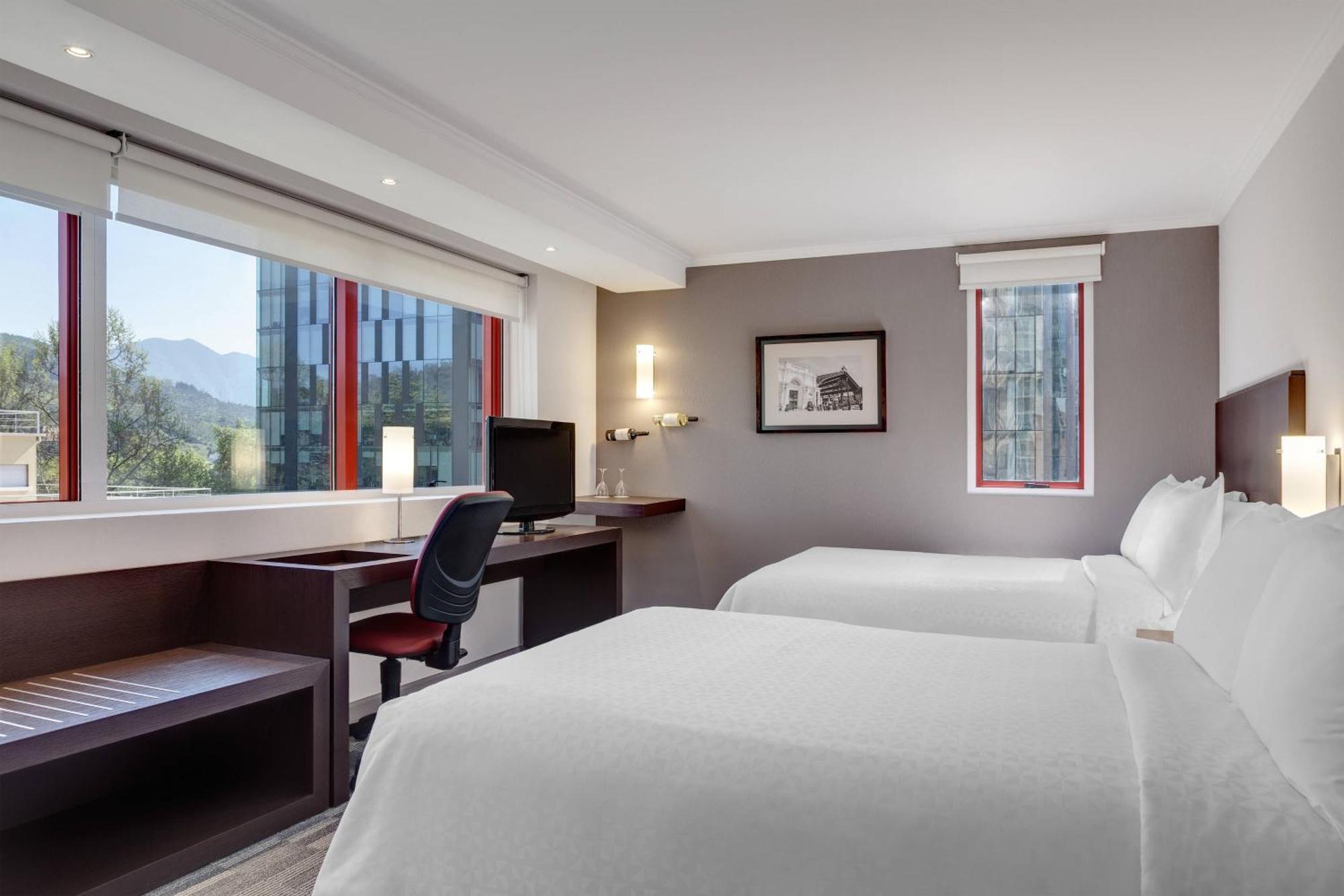 Four Points By Sheraton Santiago de Chile