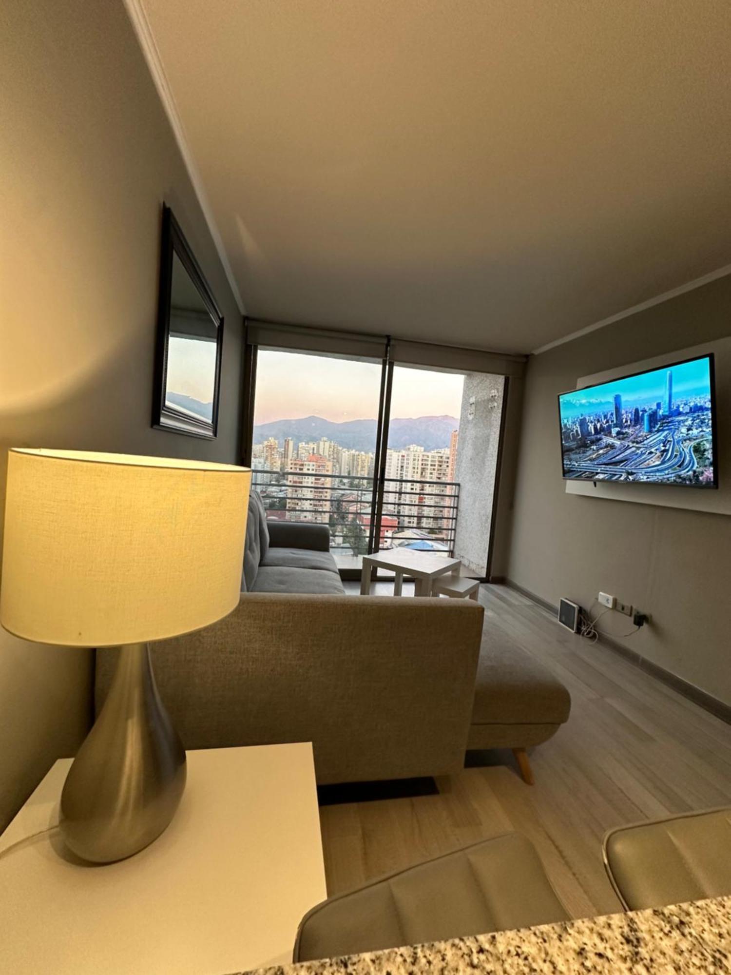Dpto 2d 1b, Parque Almagro, Santiago. Apartamento *
