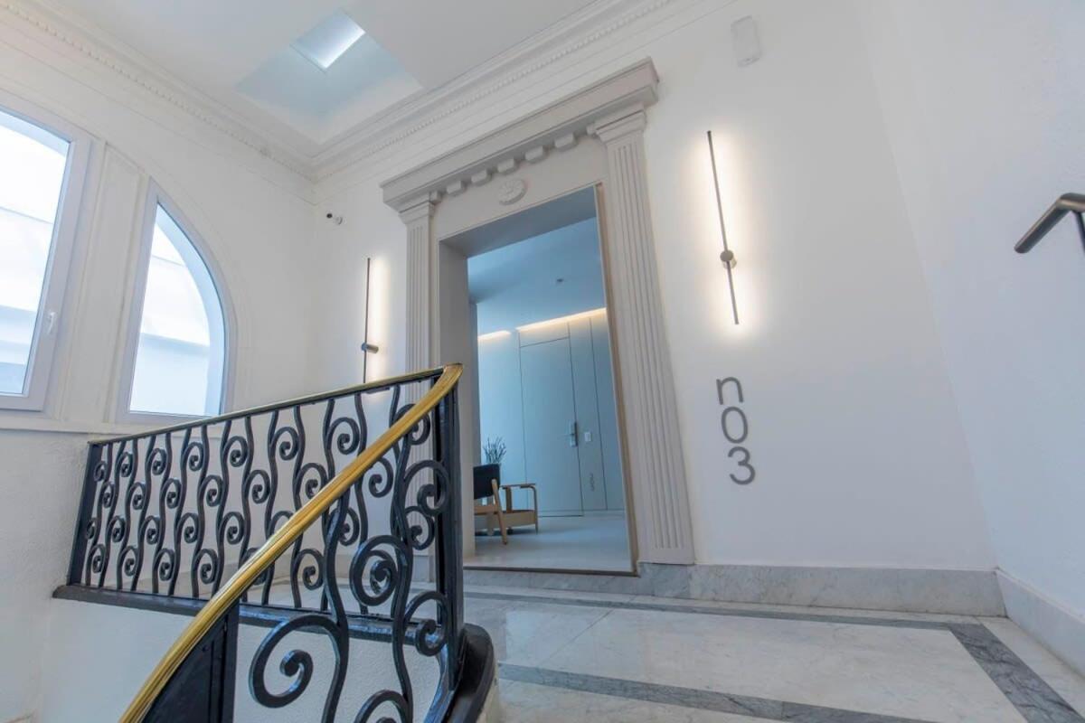 Hom I Inmejorable Estudio En Callerepublica * Santiago de Chile