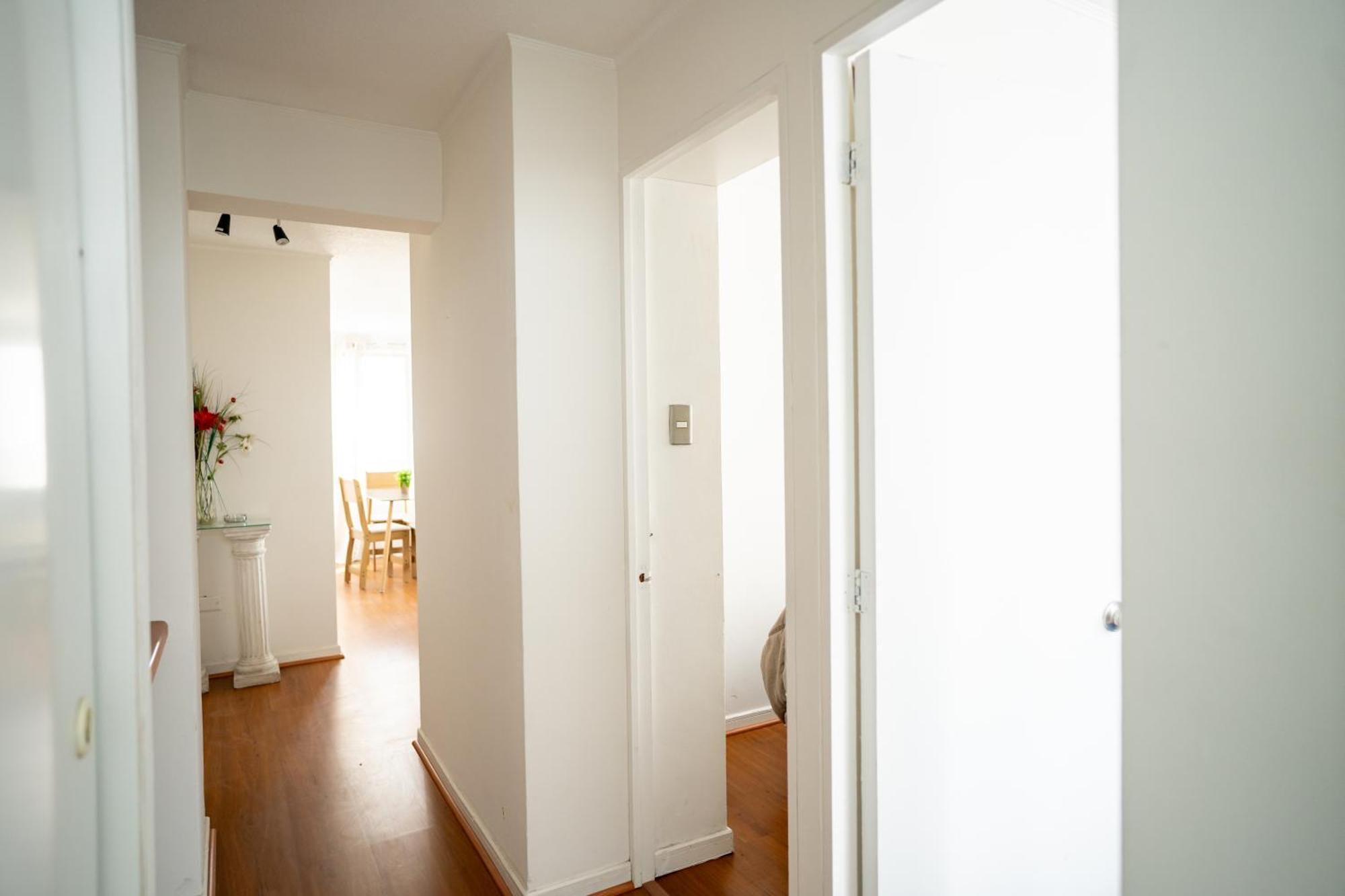 Apartment Centrico Departamento A Pasos Del Metro Rondizzoni. Santiago