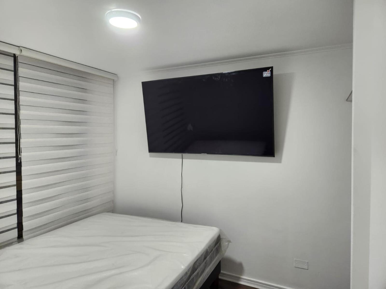 Vivaceta Metro Hospitales Apartamento *