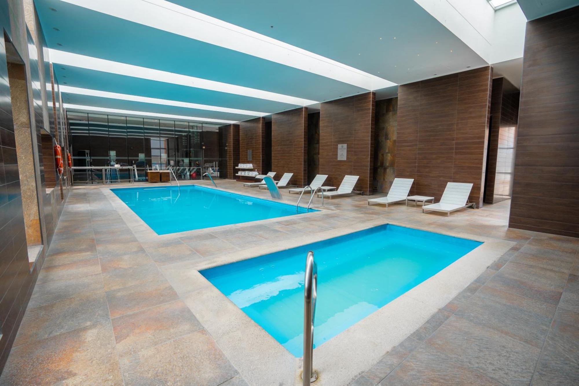 Hilton Garden Airport 3* Santiago