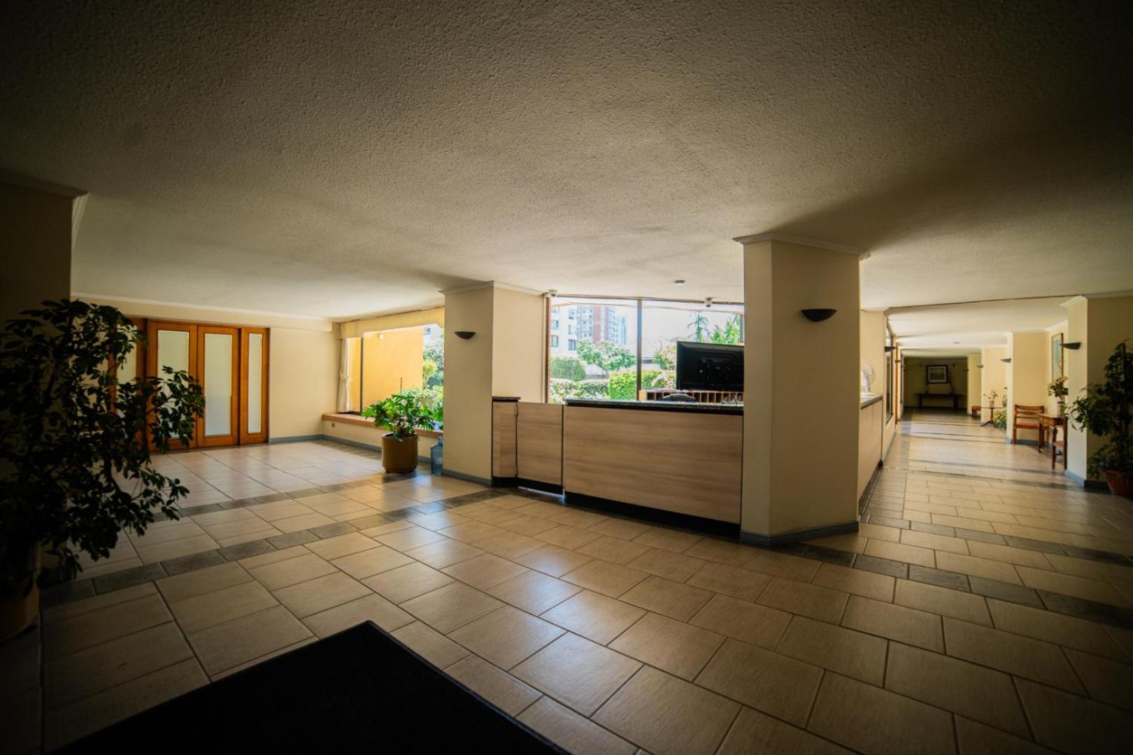 Full Departamento, Metro Manquehue, Condes Apartamento