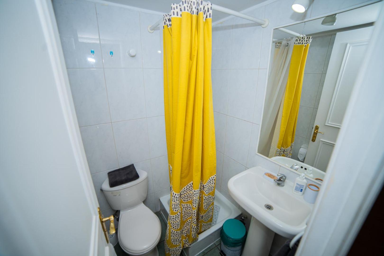 Full Departamento, Metro Manquehue, Condes Apartamento