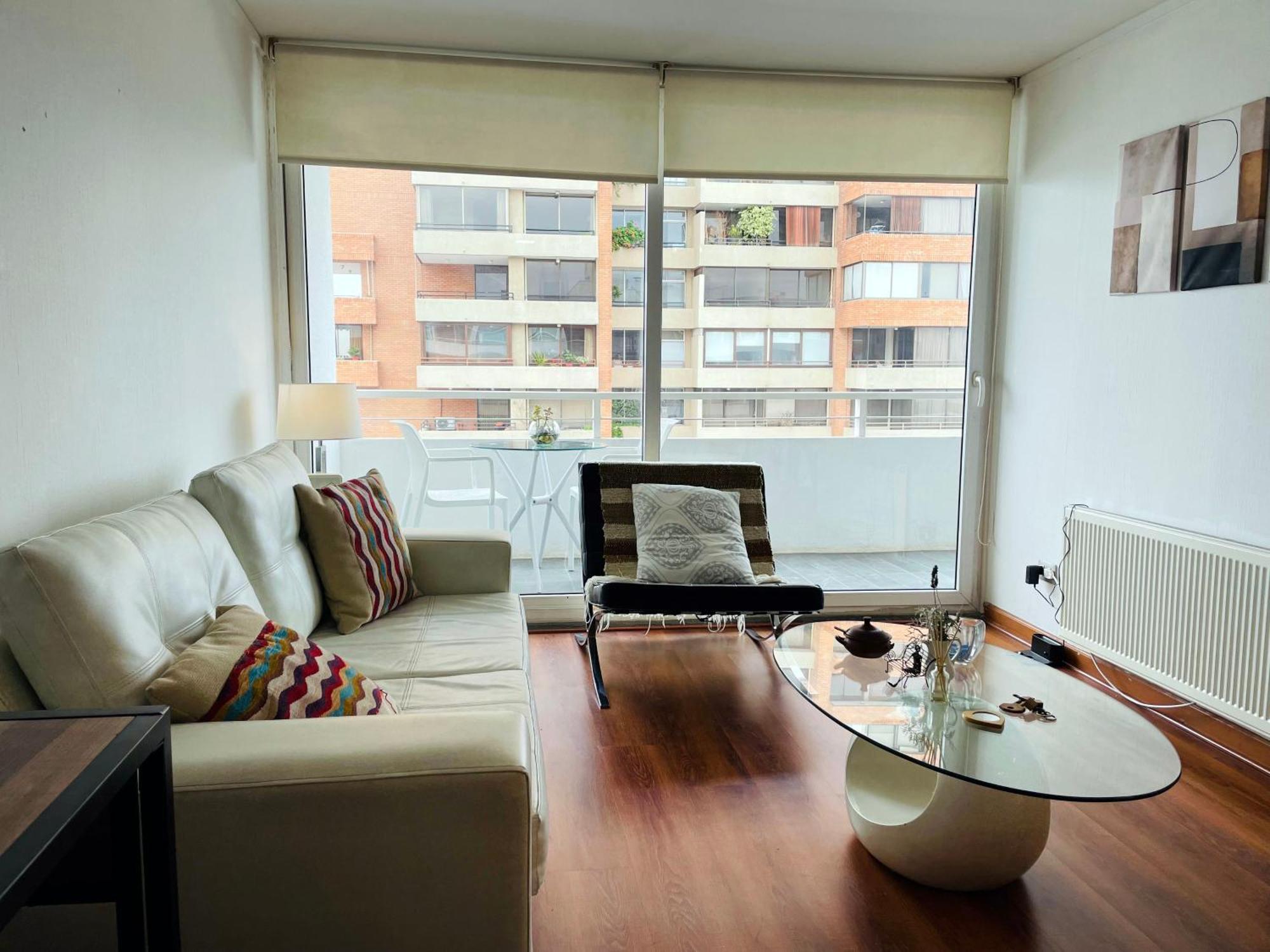 Condes, Excelentes - Alameda Apartamento