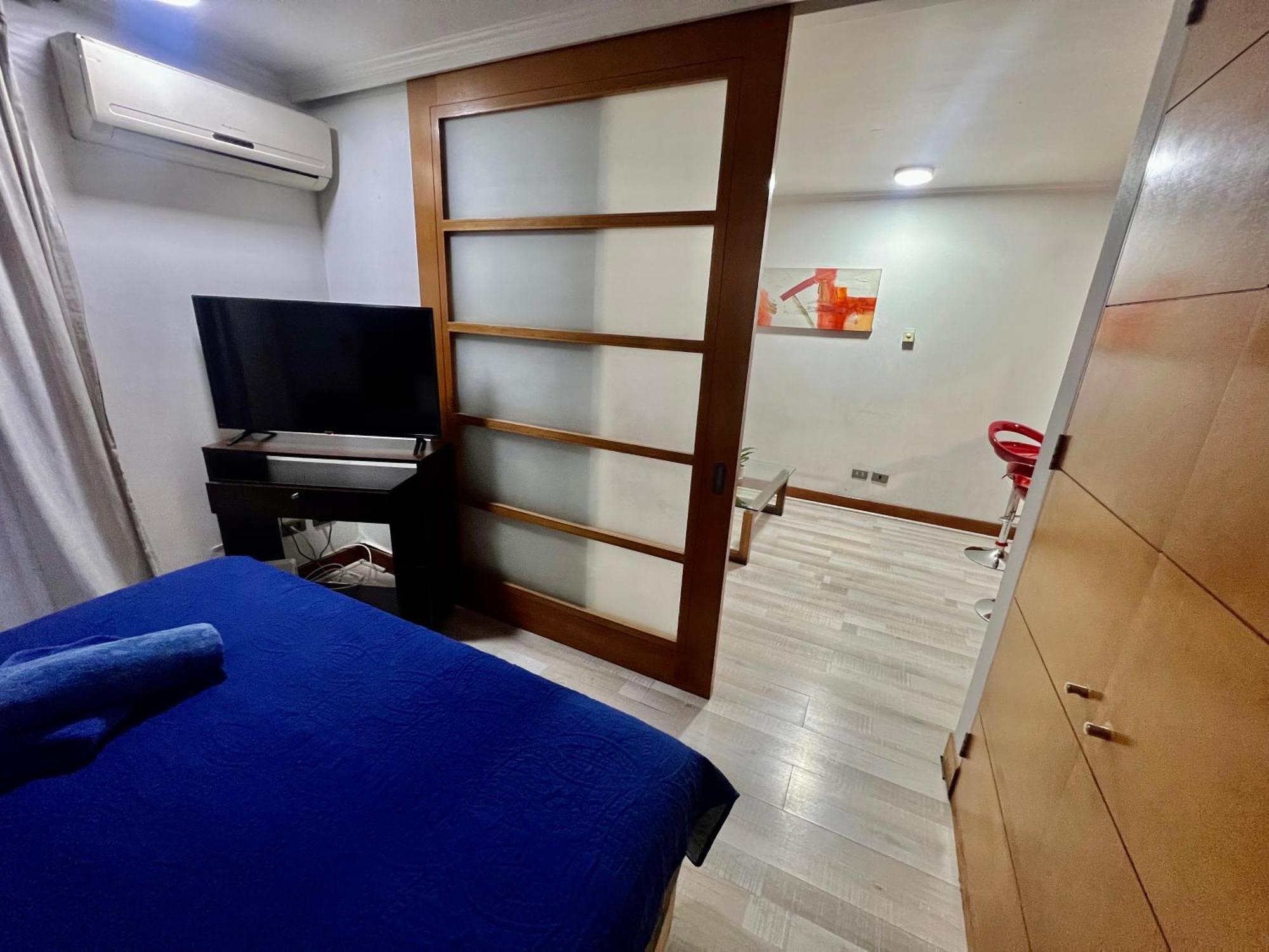 Confortable Departamento A Pasos De Escuela Militar 1 Dormitorio + 1 Persona Extra Santiago de Chile