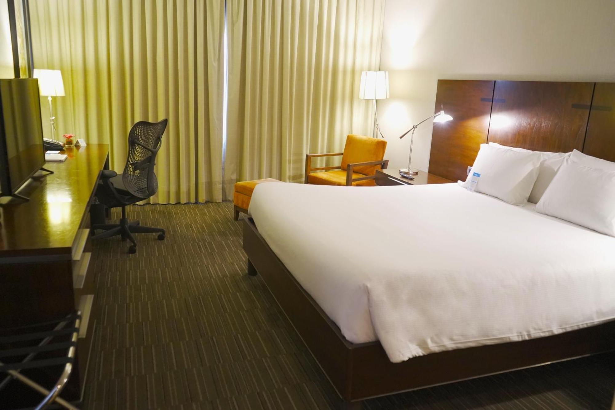 Hilton Garden Airport Hotel