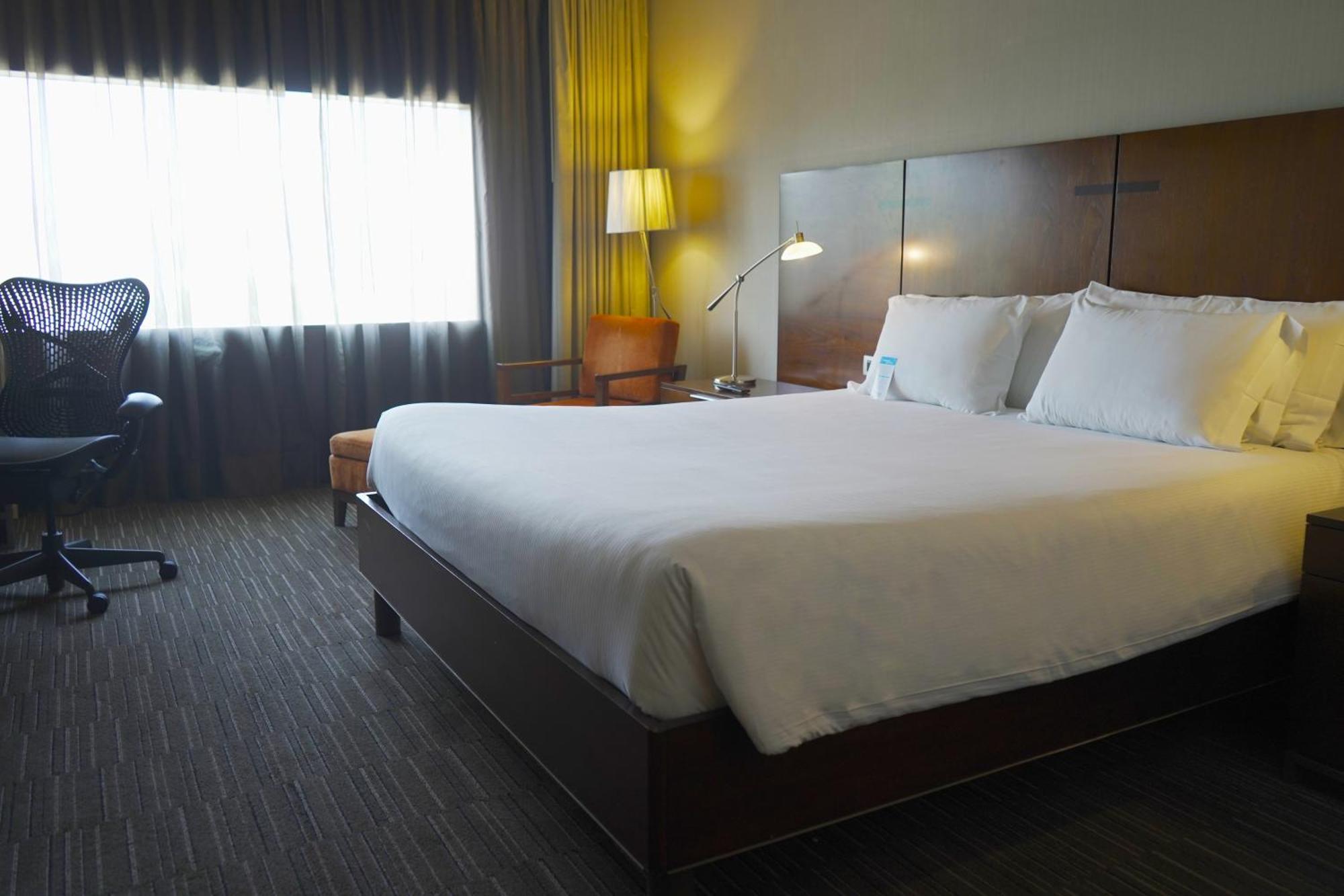 Hilton Garden Airport Hotel Santiago