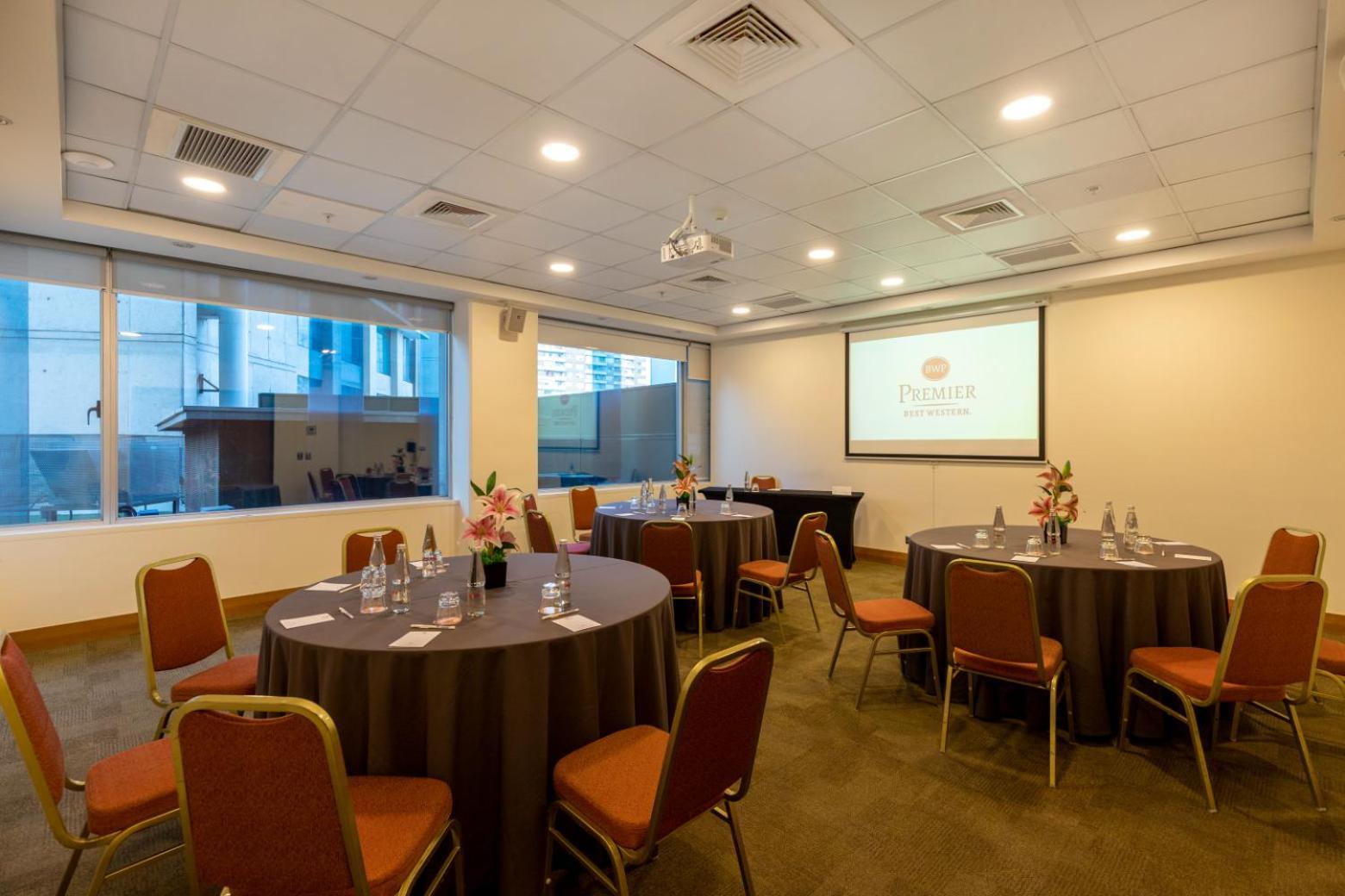 Western Premier Marina Condes 4*
