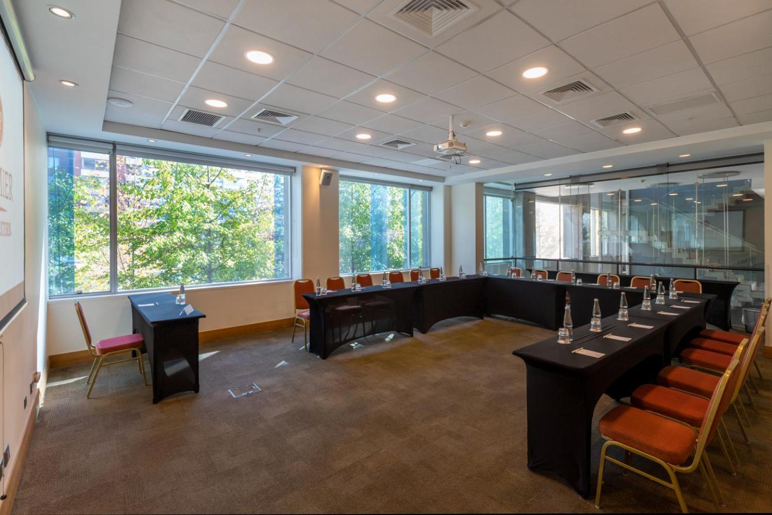 Hotel Western Premier Marina Condes