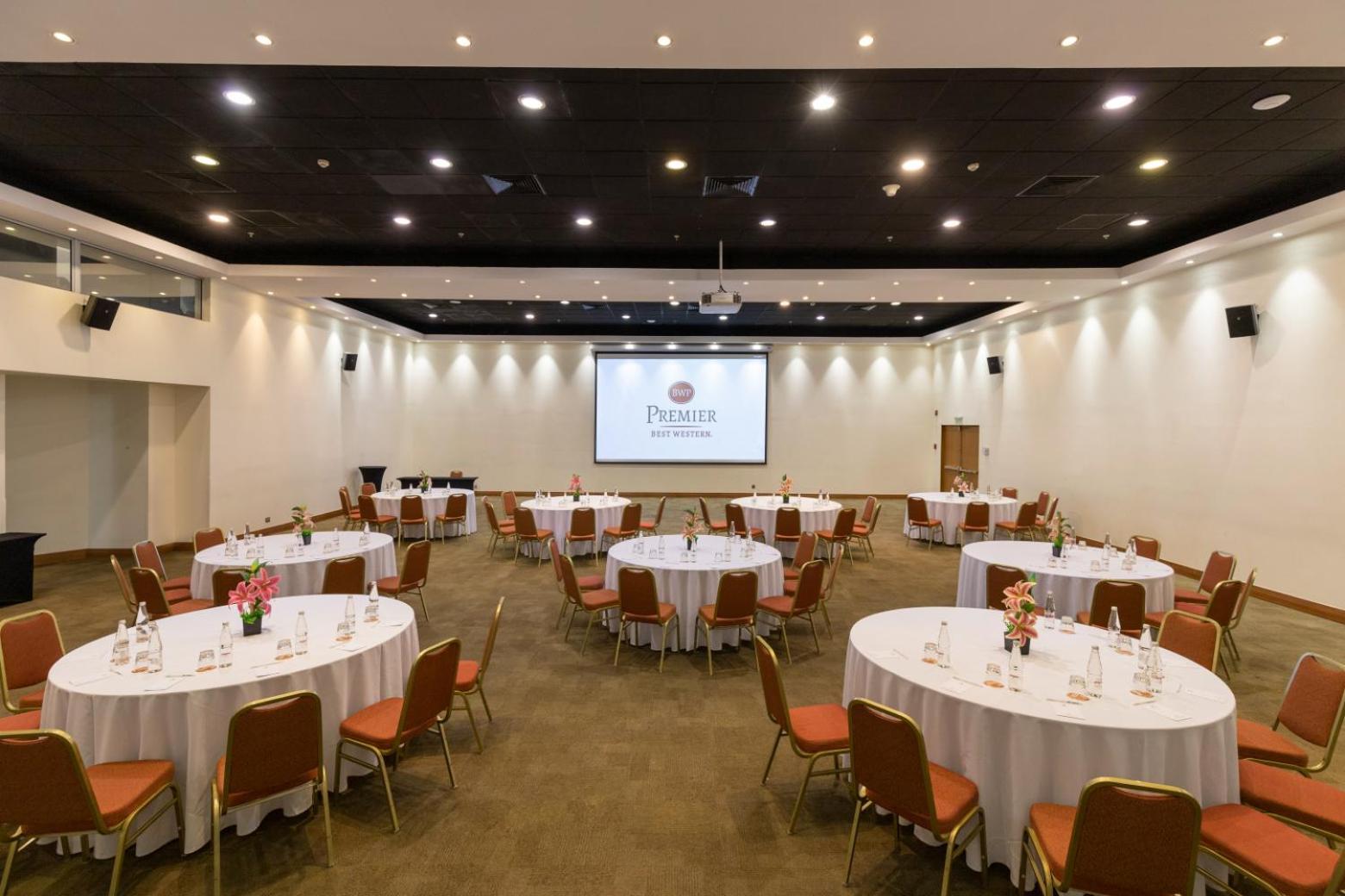 Western Premier Marina Condes Hotel 4*