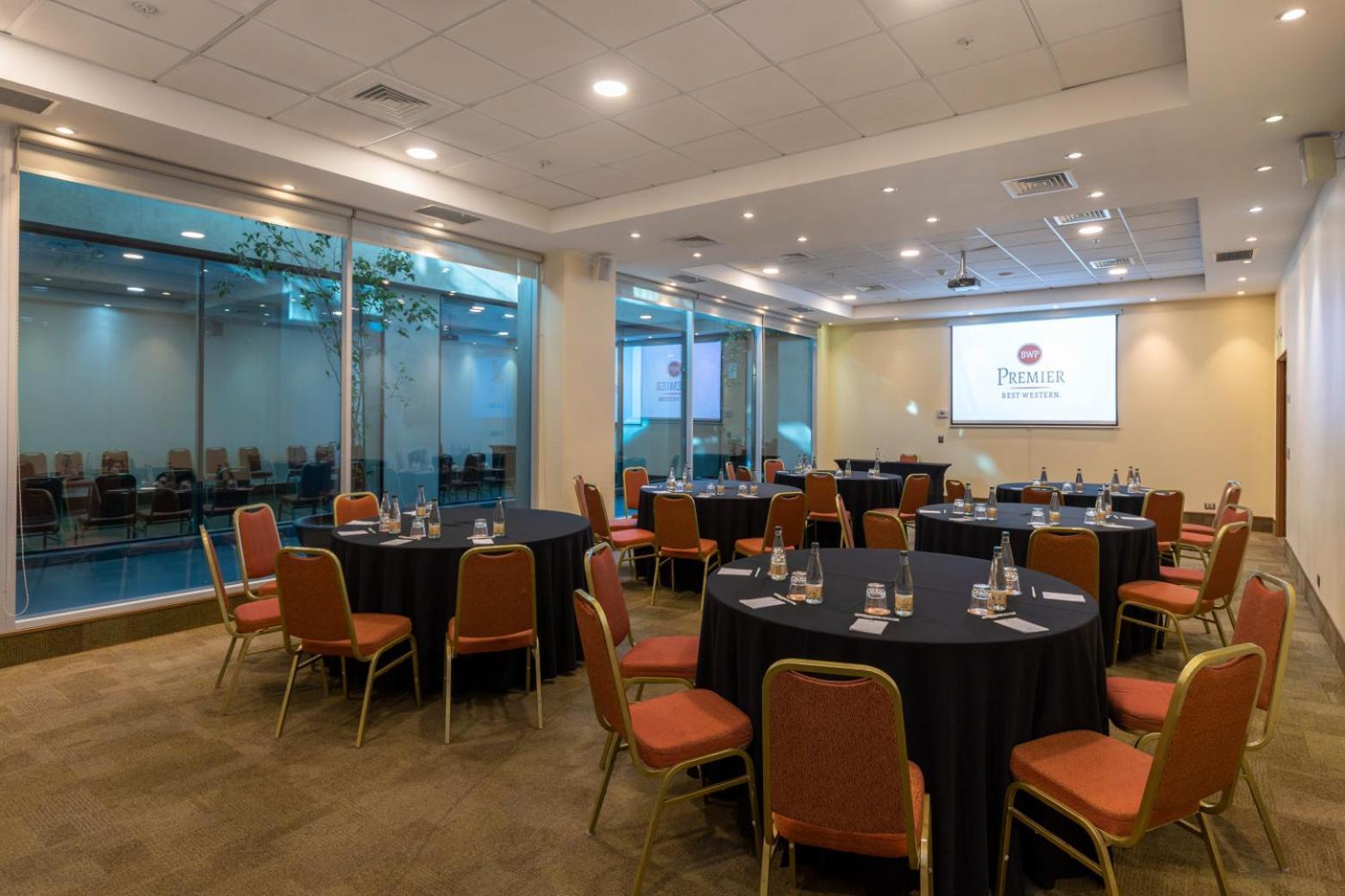 Hotel Western Premier Marina Condes