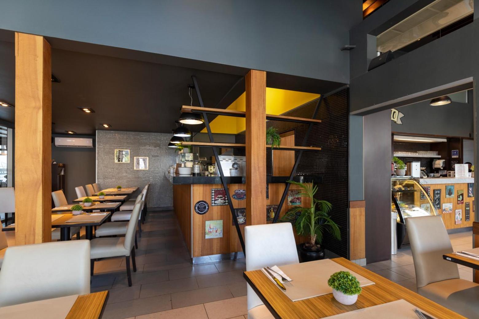 Western Premier Marina Condes Hotel