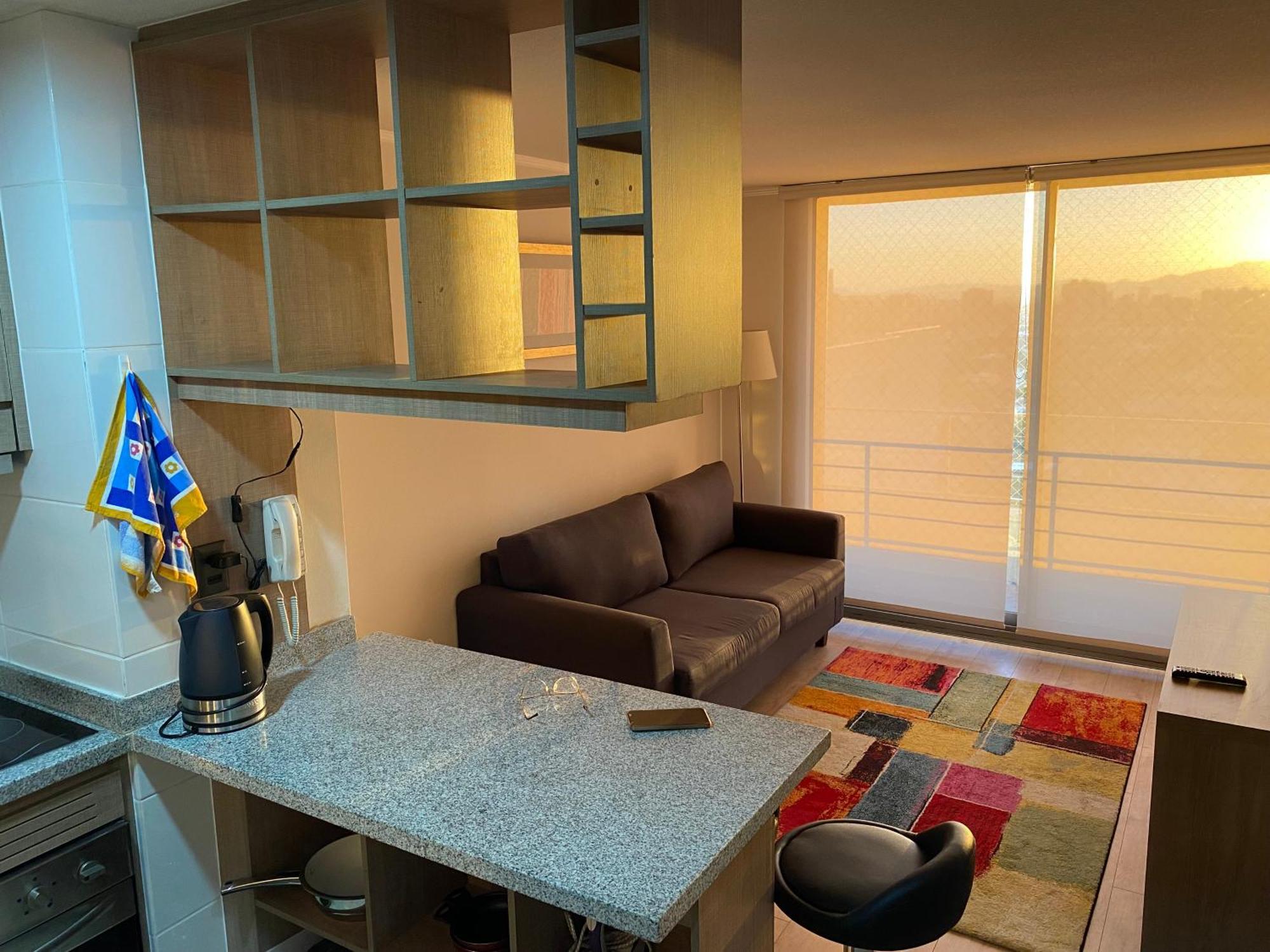 Amoblados Myk Metro Irarrazabal Apartamento