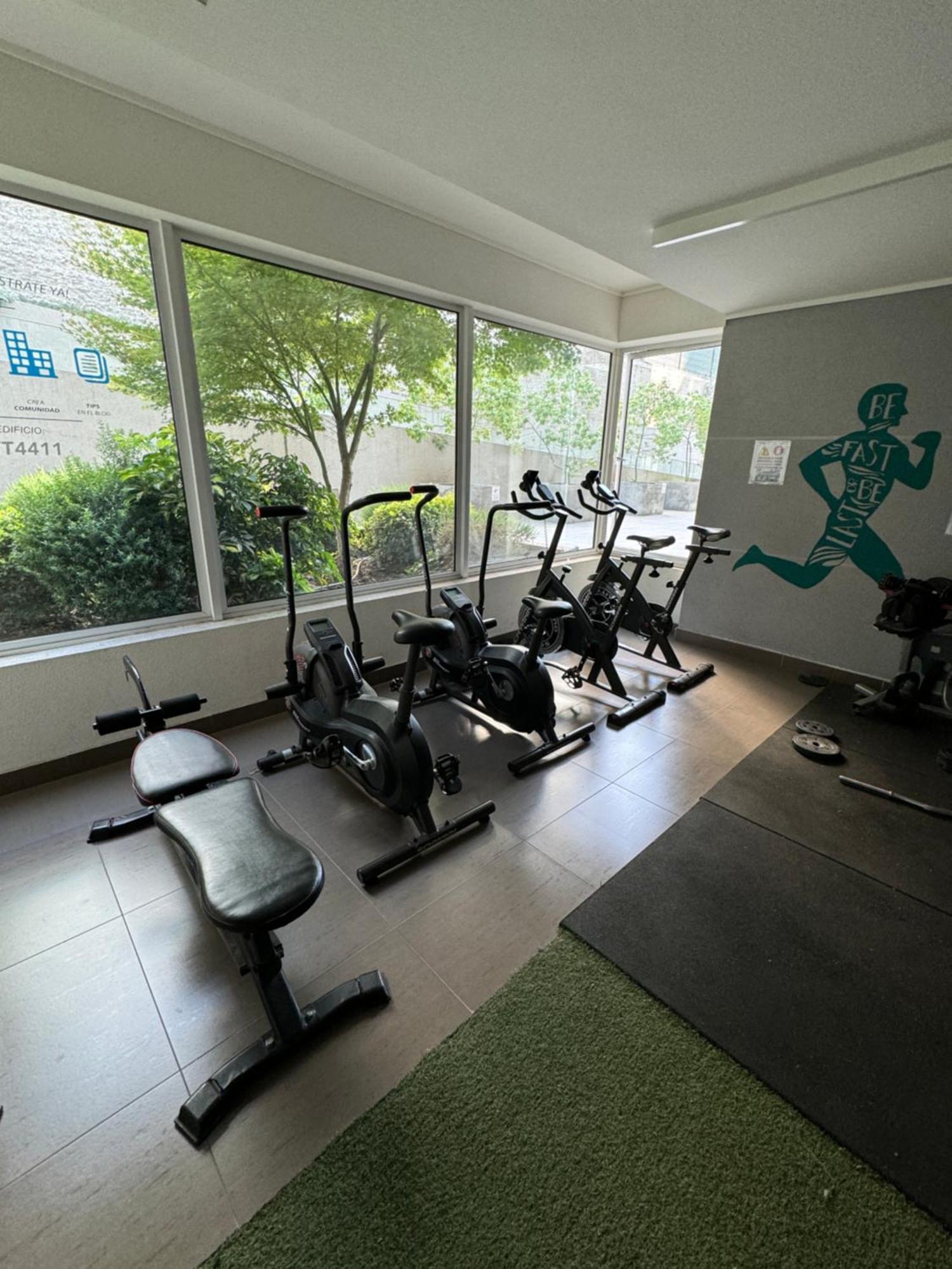 Depto A Pasos Clinica Condes Apartamento