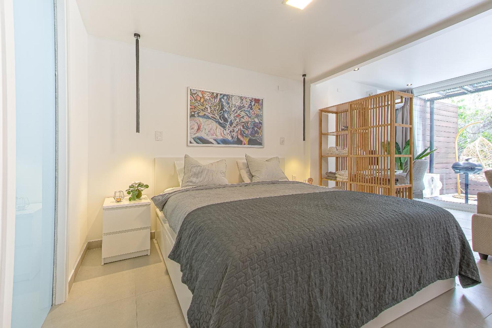 King-size Bed With Terrace And Air Conditioning! Apartamento