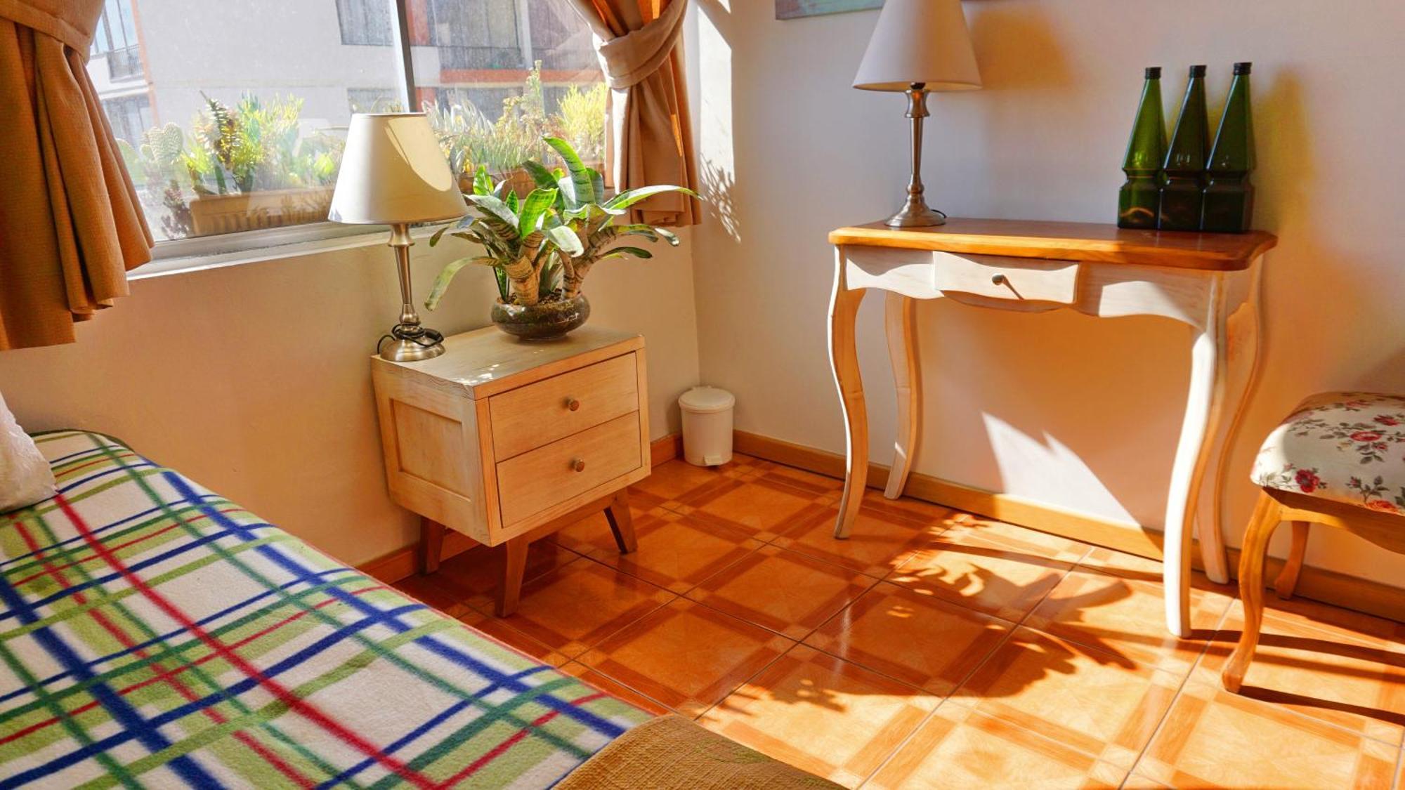Habitación en casa particular Portugal L Y D Santiago de Chile