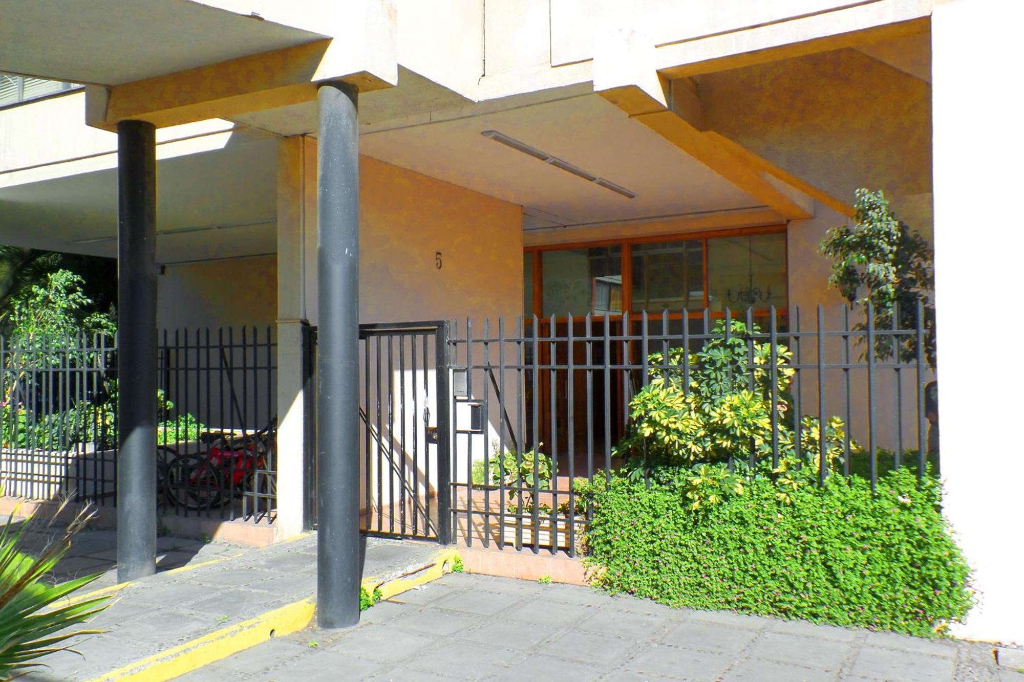 Habitación en casa particular Portugal L Y D Santiago de Chile