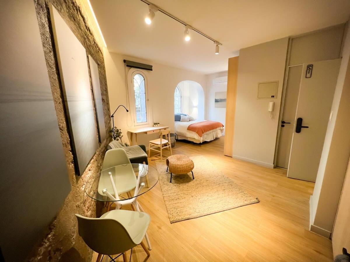 Apartamento Hom I Amplio Y Luminoso Departamento En Barrio Lastarria