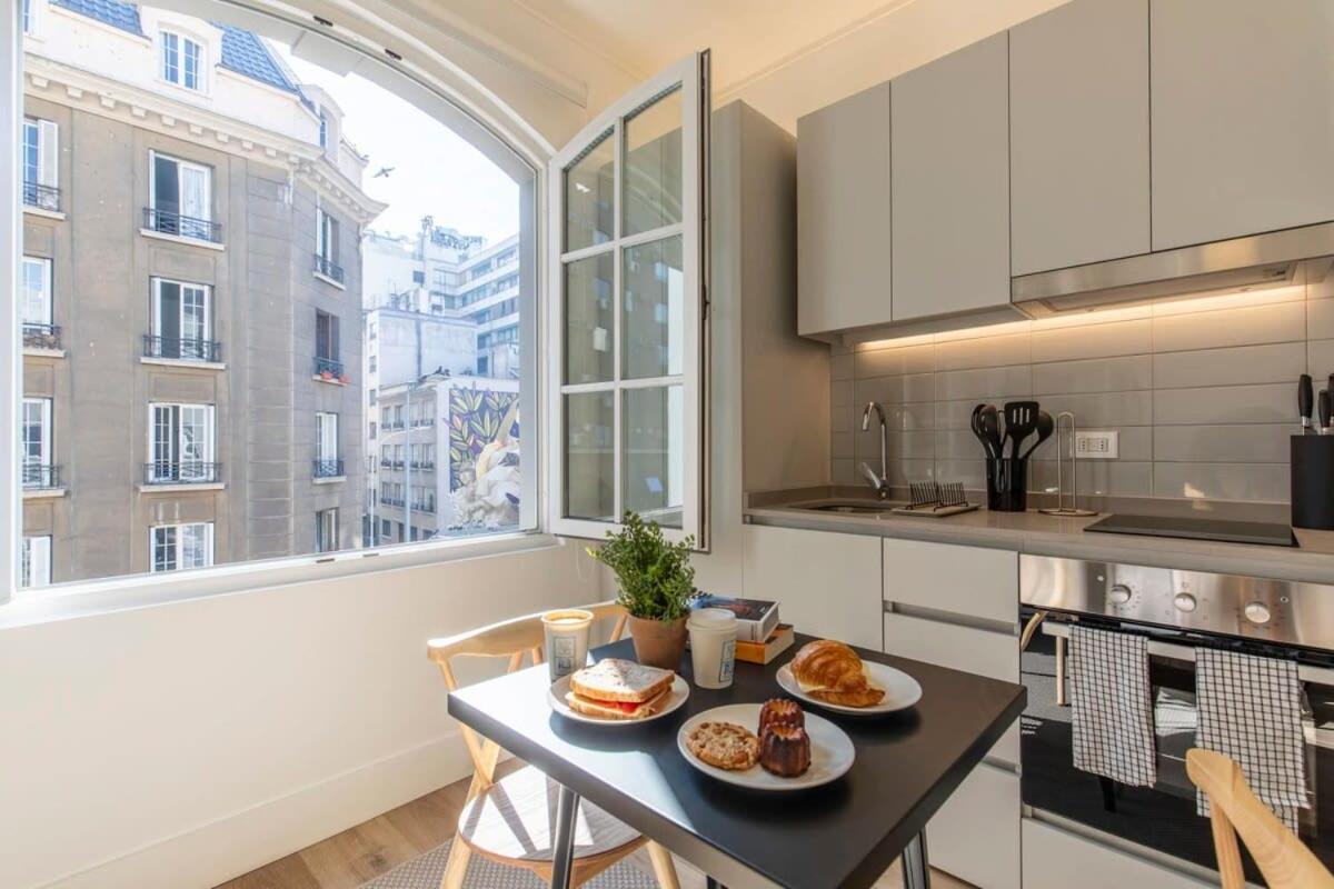 Apartamento Encantador Depto 1d1b En Monjitas Servicio Hom