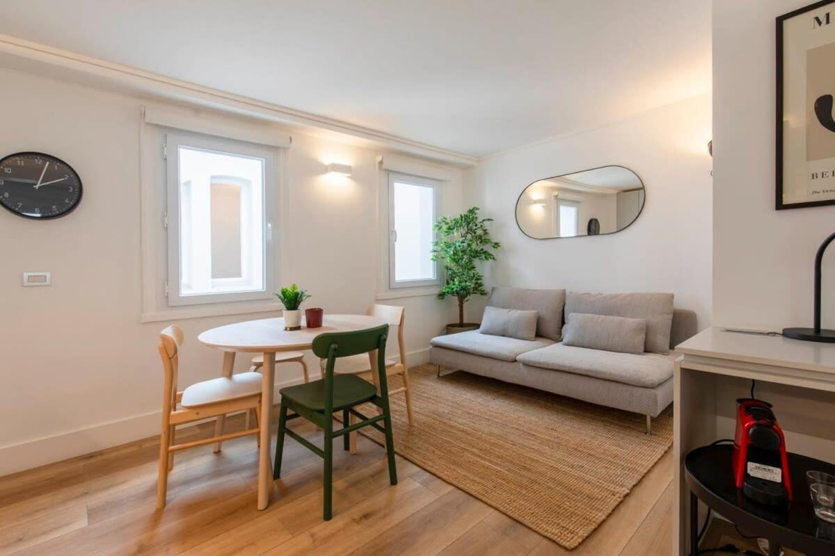 Apartamento Hom I Depto 2d1b 4pax En Calle Republica, Rp702 *