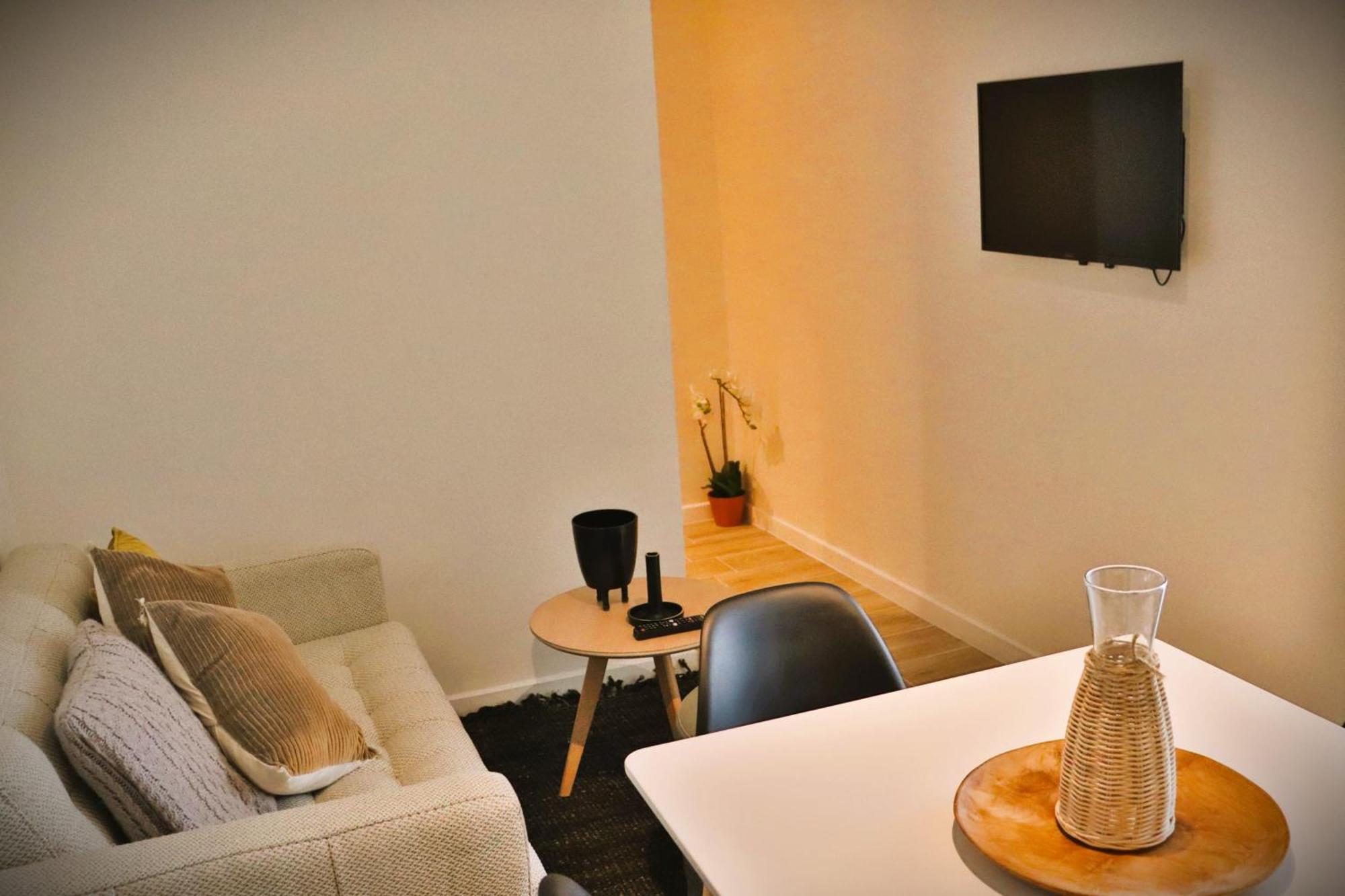 Apartamento Luminoso Studio En Zona Centrica Stgo Hom Santiago de Chile
