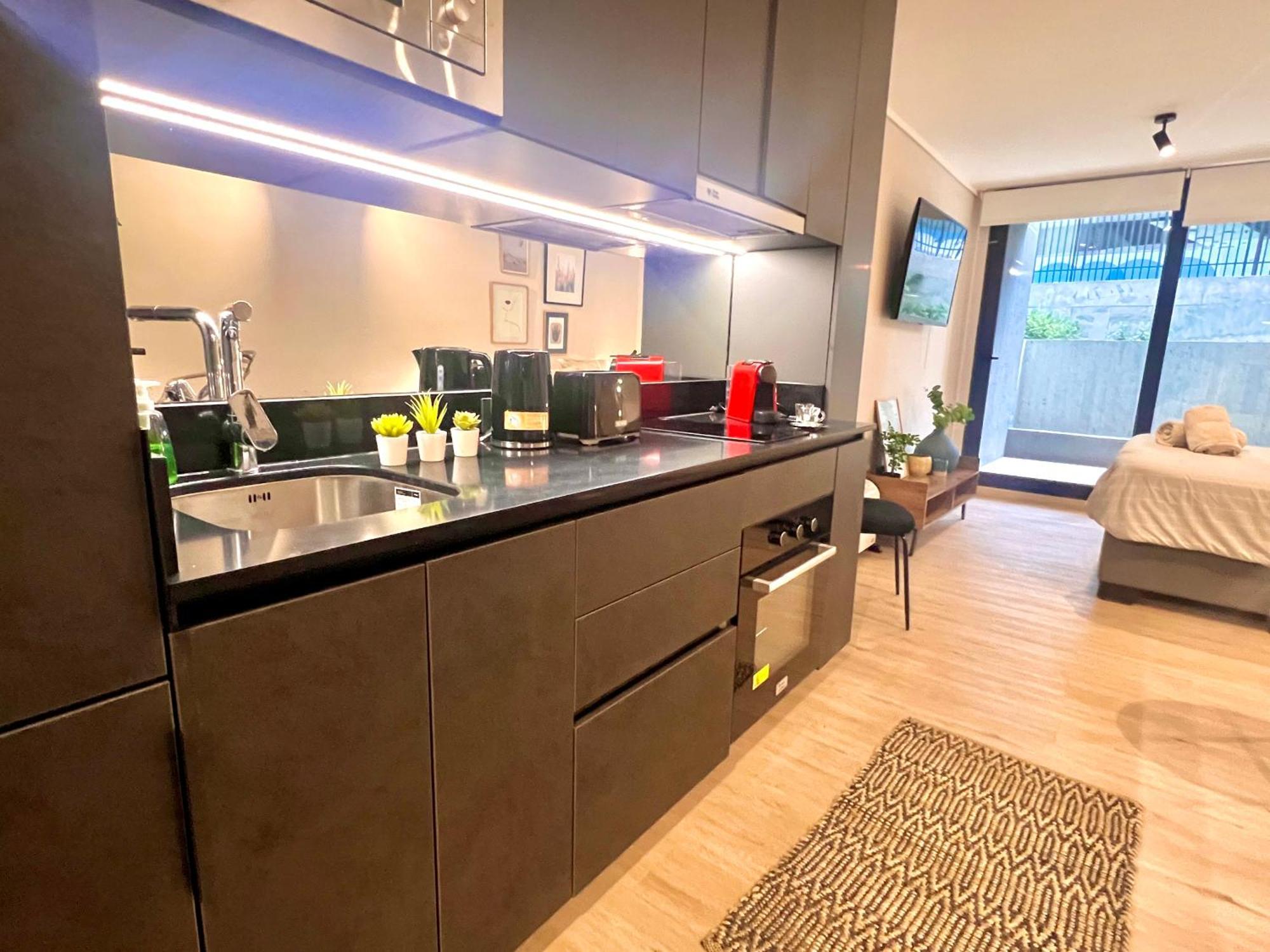 Apartamento Nuevo Y Moderno Departamento A Pasos De Clinica Condes *