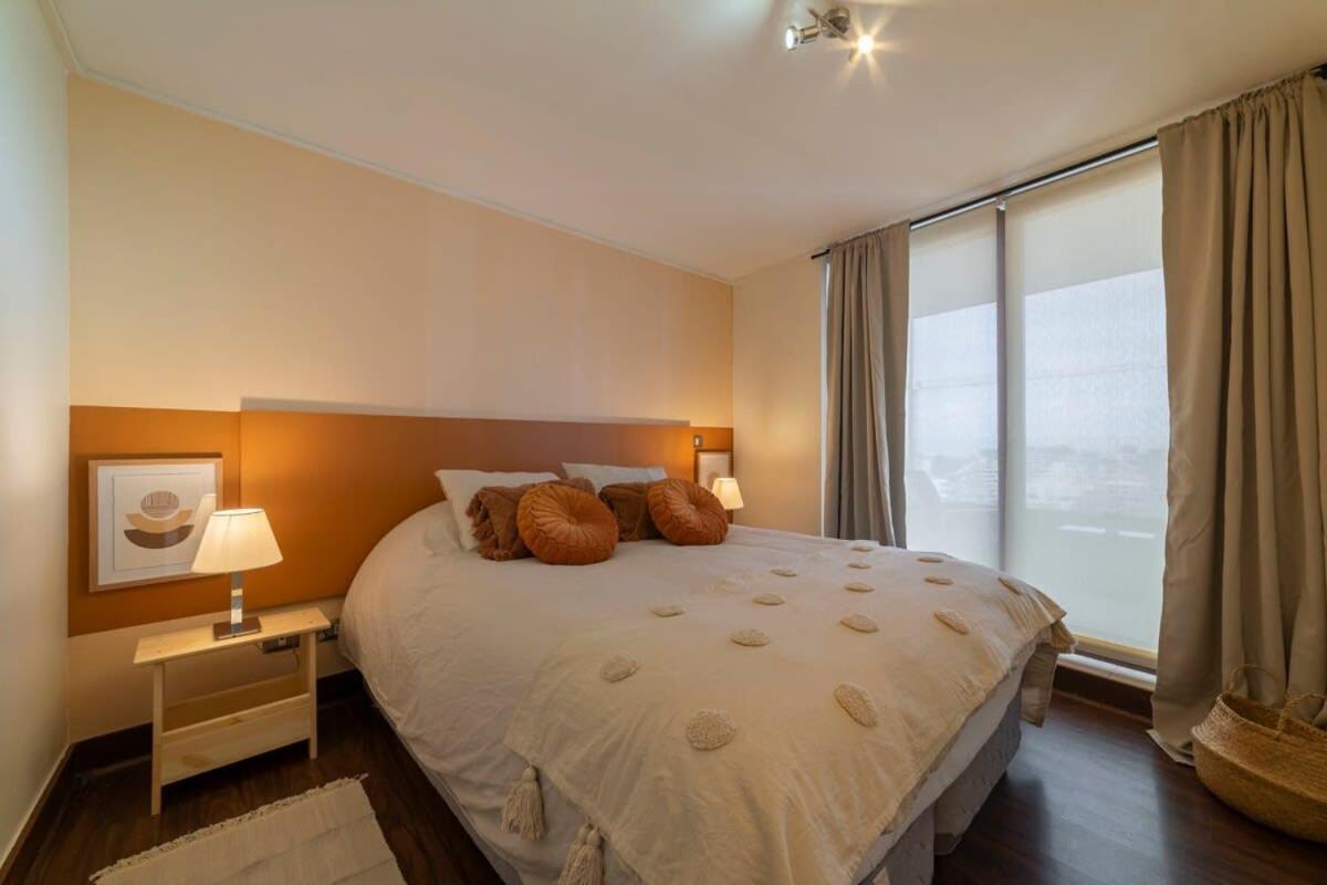 Excepcional Y Confortable Con Malla Apartamento Santiago de Chile