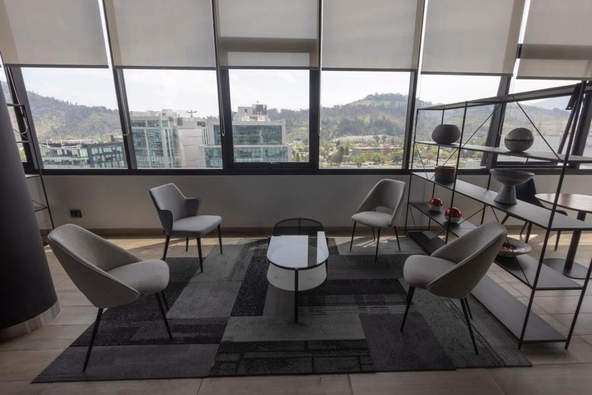 Beautiful Steps From Costanera Center Apartamento *