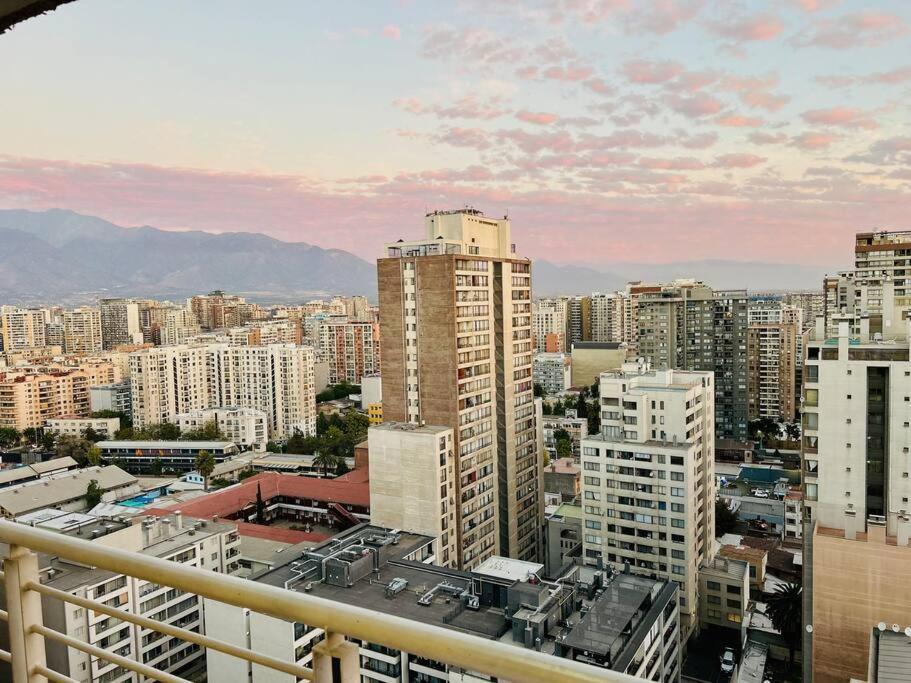 Apartamento Maxi Close To The Metro Santiago de Chile