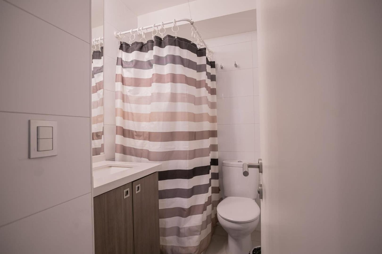 Premium 2br 2ba Parque Arauco - Balcon Con Malla