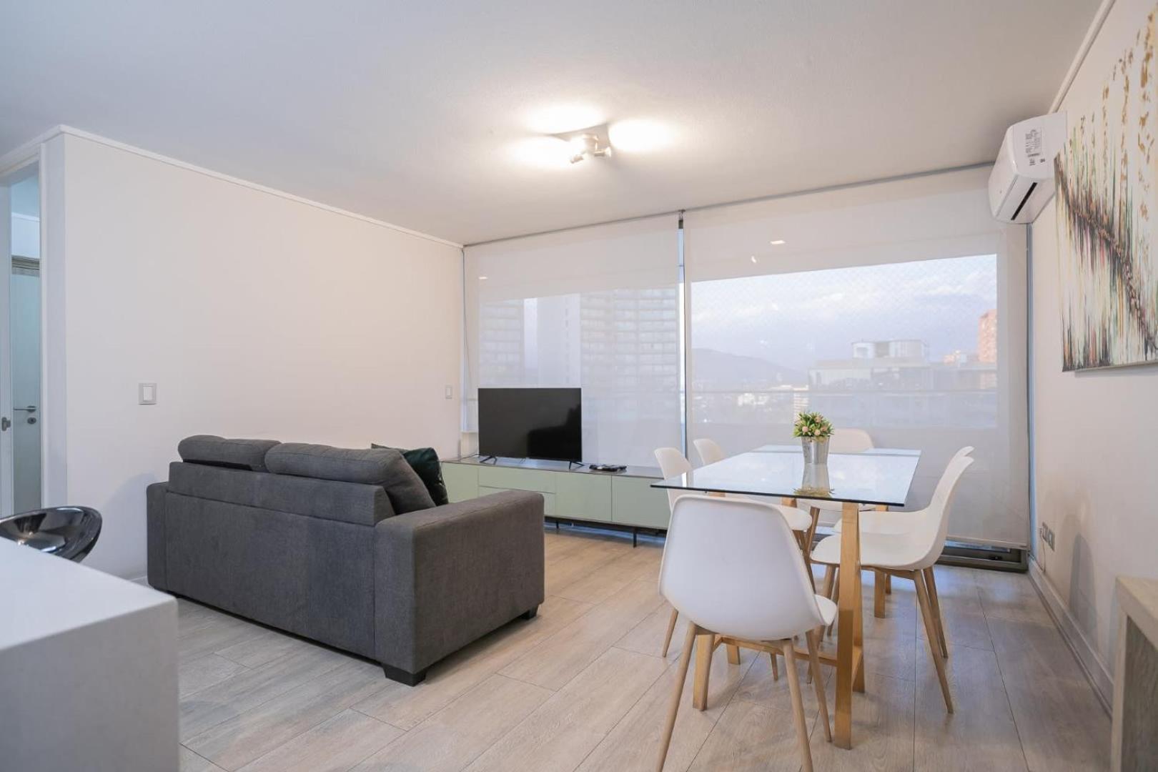 Premium 2br 2ba Parque Arauco - Balcon Con Malla * Santiago de Chile