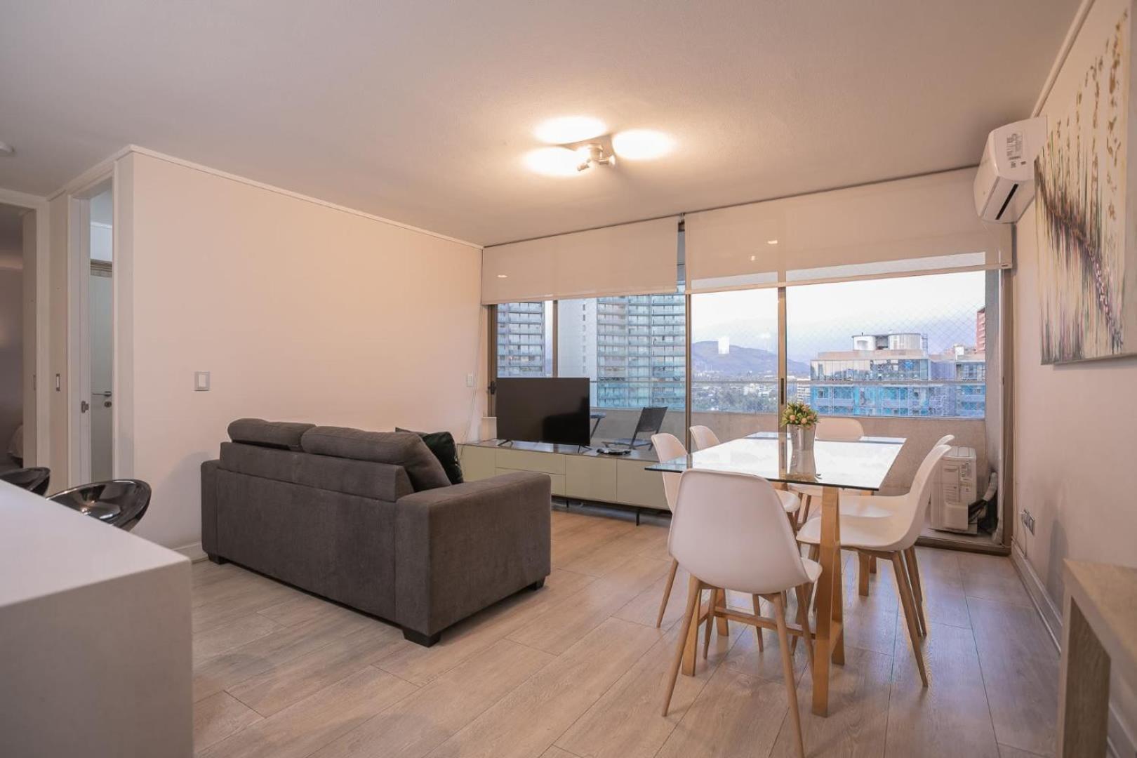 Premium 2br 2ba Parque Arauco - Balcon Con Malla Apartamento Santiago de Chile